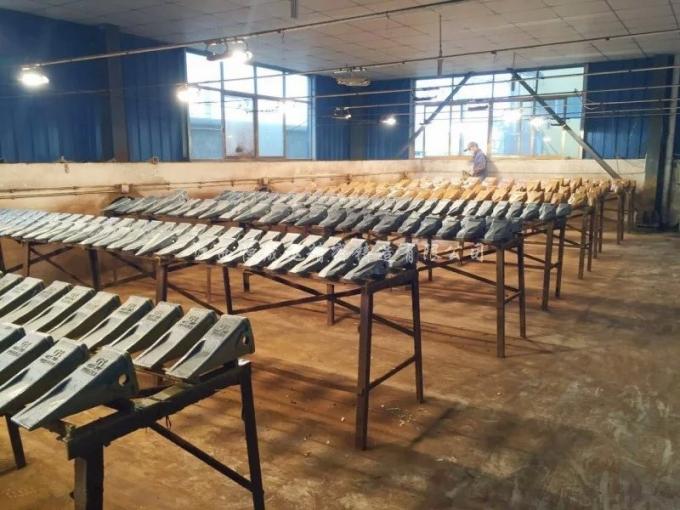 건설기계 굴착기 엔진 부품 고무 연결 아시리아 160H 7